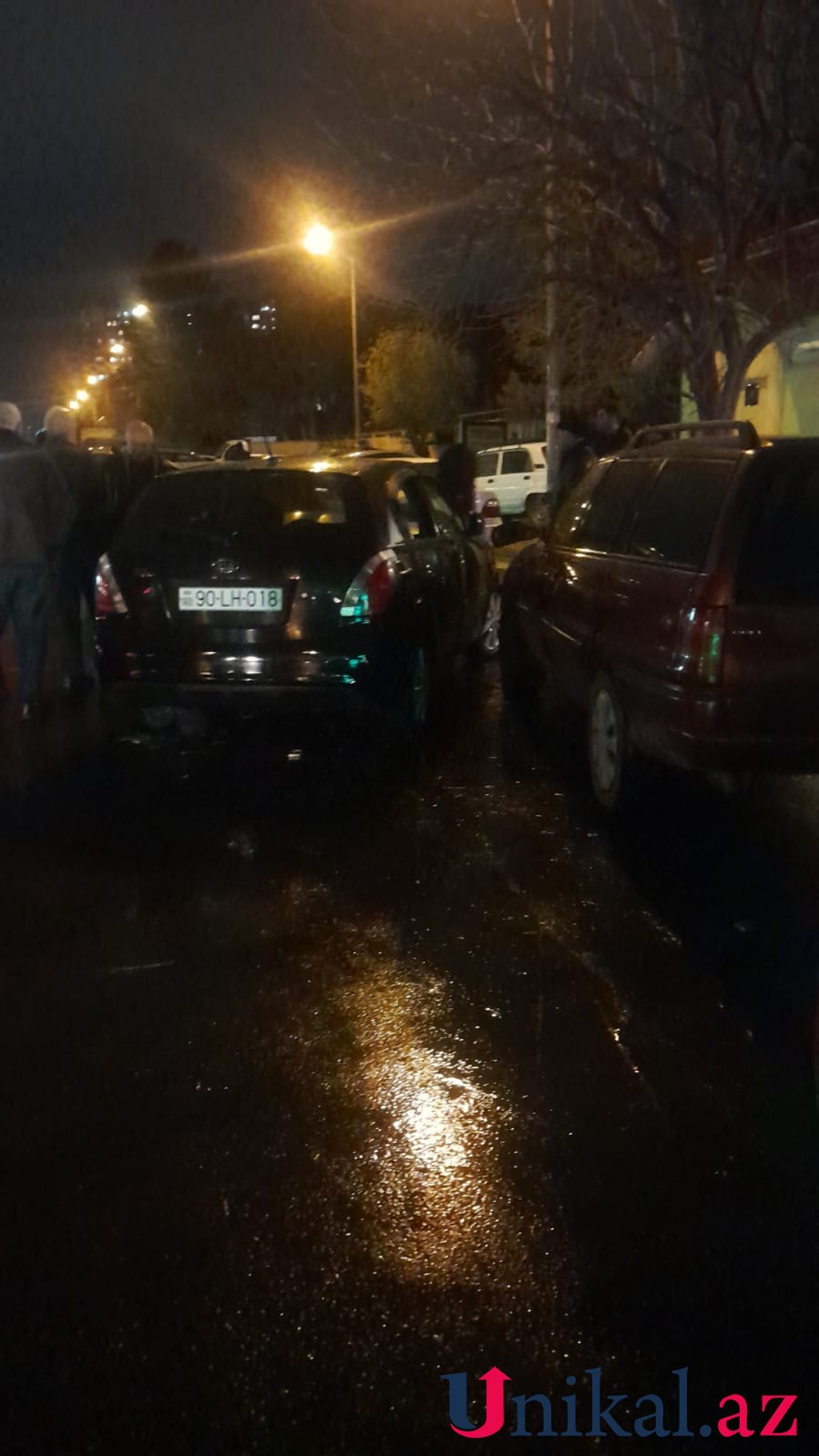 Bakıda zəncirvari qəza oldu - Yaralılar var (FOTO)